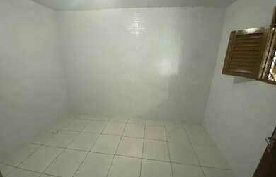 Imagem 3: Casa em Simões filho. 140m² de Área, 2 Vagas na garageme3 Dormitórios