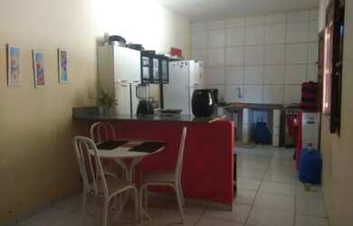 Imagem: A casa possui 2 Dormitórios, 1 Banheiro, 70m² de Área e