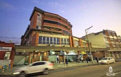 Imagem: O depósito à venda possui e está localizado em Passo da