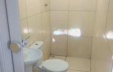 Imagem 8: Alugo uma linda casa. Área de serviço, 75m² de Área, 1 Vaga na garageme2...