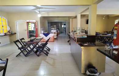 Imagem: O depósito possui 2 Vagas na garagem, 535m² de Área e está