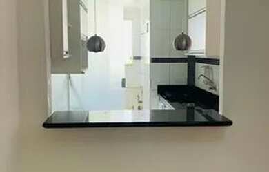 Imagem: O apartamento possui 2 Dormitórios, 2 Banheiros, 1 Vaga na