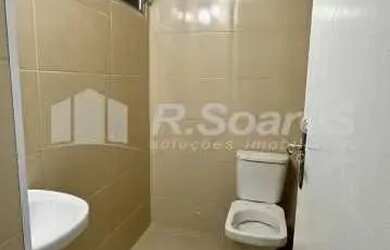 Imagem 15: Apartamento com 2 quartos sendo 1 suíte, dependências, garagem, em Freguesia