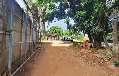 Imagem 8: Área disponível para venda 6.745 m² no bairro Chácaras Tubalina e Quartel em Uberlândia-MG