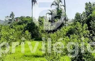 Imagem: O terreno possui 10000m² de Área e está localizado em Vargem