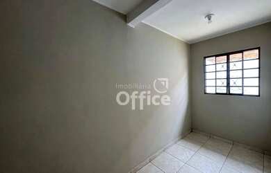 Imagem 14: Casa com 3 dormitórios para alugar, 142 m² por R$ 1.500,00/mês - Jardim Tesouro - Anápolis