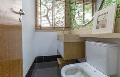 Imagem: Casa de condomínio para venda tem 217 metros quadrados com