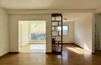 Imagem: O apartamento possui 2 Dormitórios, 2 Banheiros, 83m² de Área