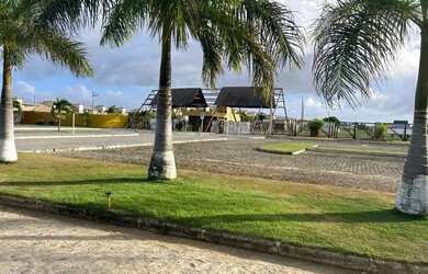 Imagem: O terreno possui 450m² de Área e está localizado em Ponto