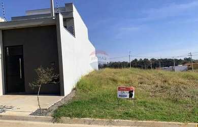 Imagem: O terreno possui 198m² de Área e está localizado em Capela