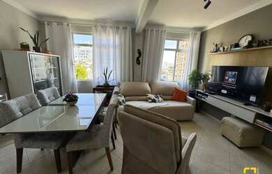 Imagem 3: Apartamento de 2 dormitórios reformado no Centro de Florianópolis -...