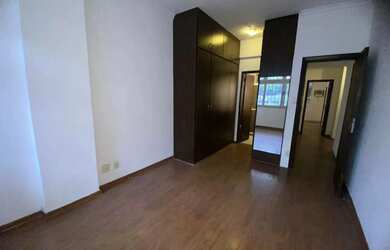 Imagem: O apartamento possui 3 Dormitórios, 5 Banheiros, 1 Vaga na