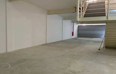 Imagem: O depósito possui 416m² de Área e está localizado em Lapa