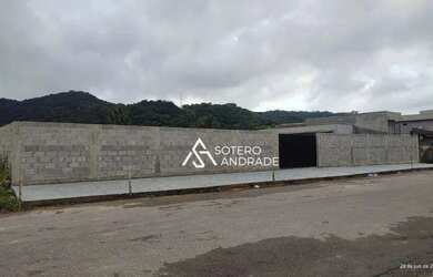 Imagem: O terreno possui 1.800m² de Área, Imóvel novo e está localizado