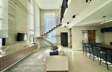 Imagem: A casa em condomínio possui 3 Dormitórios, 1 Banheiro, 4 Vagas