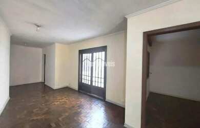 Imagem: O depósito possui 2 Vagas na garagem e 154m² de Área e está