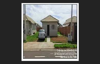 Imagem: A casa possui 1 Dormitório, 1 Banheiro, 200m² de Área e