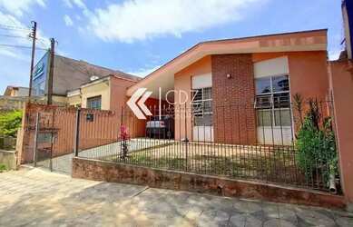 Imagem: A casa em condomínio possui 2 Dormitórios, 2 Banheiros, 3