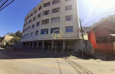 Imagem: O apartamento à venda possui 2 Dormitórios, 1 Banheiro e 68m²