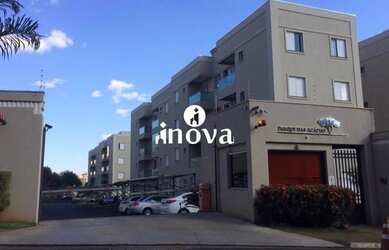 Imagem: O apartamento possui 2 Dormitórios, 2 Banheiros, 1 Vaga na