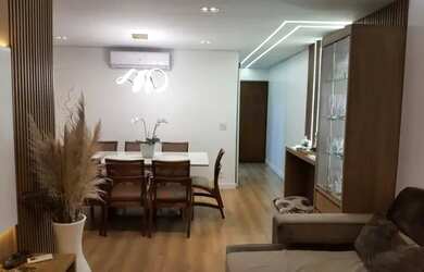 Imagem: O apartamento possui 3 Dormitórios, 2 Banheiros, 1 Vaga na