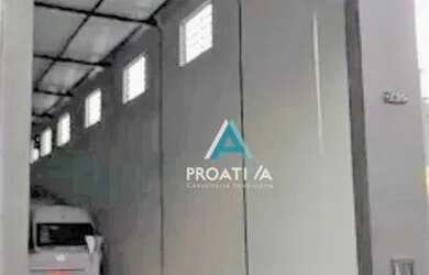 Imagem: O depósito possui 1 Vaga na garagem, 170m² de Área e está