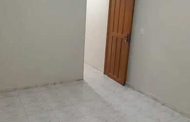 Imagem: A casa possui 5 Dormitórios, 2 Banheiros, 3 Vagas na garagem