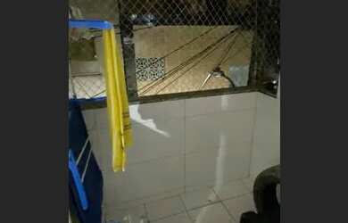 Imagem 6: Vendo ou troco. Varanda, 1 Banheiroe2 Dormitórios