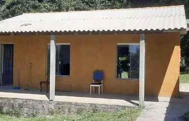 Imagem: A chácara possui 5.000m² de Área e está localizado em Sarapuí