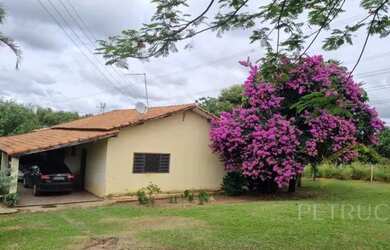 Imagem: O terreno possui 30.000m² de Área e está localizado em Área