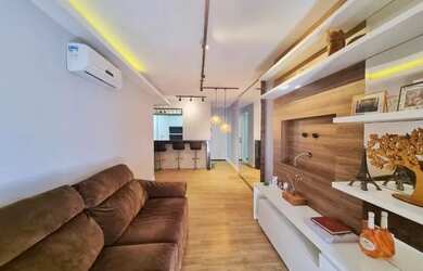 Imagem: O apartamento possui 3 Dormitórios, 2 Banheiros, 2 Vagas na