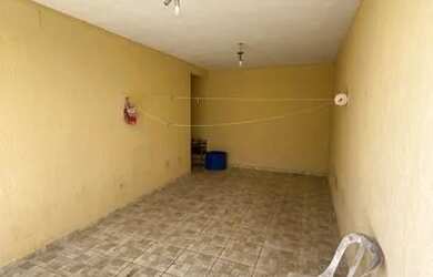 Imagem 2: Casa 4 Dormitorios. 170m² de Área, 2 Vagas na garageme4 Dormitórios