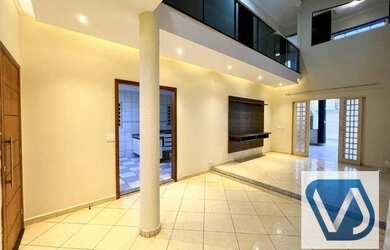 Imagem: A casa em condomínio possui 3 Dormitórios, 4 Banheiros, 4