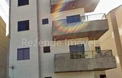 Imagem: O apartamento na cobertura possui 4 Dormitórios, 2 Banheiros