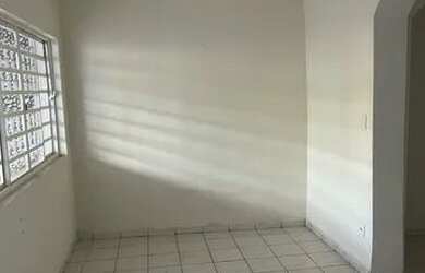 Imagem 2: Casa no Bairro Areão. Varanda, Área de serviço, 1 Vaga na garageme2...