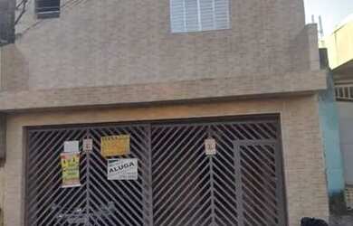 Imagem: A casa possui 1 Dormitório, 1 Banheiro e 1 Vaga na garagem