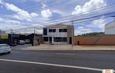 Imagem: O depósito possui 1 Vaga na garagem, 203m² de Área e está