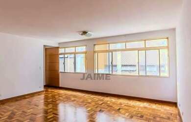 Imagem: O apartamento possui 1 Dormitório, 2 Banheiros, 1 Vaga na garagem