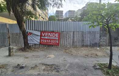 Imagem: O terreno possui 975m² de Área e está localizado em Freguesia