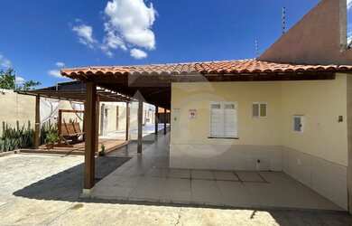 Imagem: A fazenda possui 600m² de Área e está localizado em Marianga