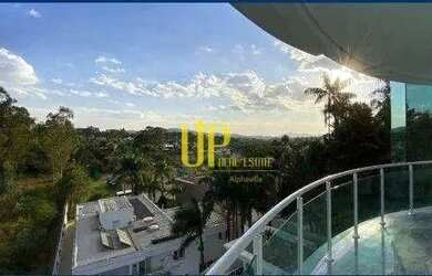 Imagem: A casa em condomínio possui 5 Dormitórios, 5 Banheiros, 5