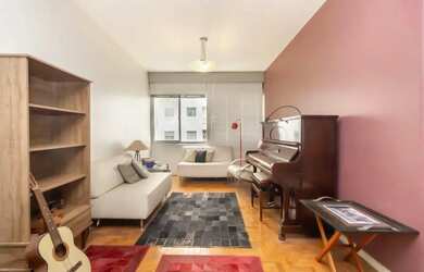 Imagem: O apartamento possui 2 Dormitórios, 2 Banheiros, 1 Vaga na