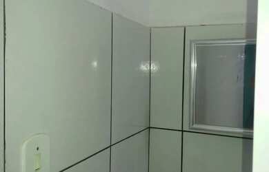 Imagem: A casa em condomínio possui 1 Dormitório, 1 Banheiro, 64m²