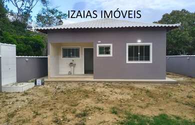 Imagem: A casa possui 2 Dormitórios, 3 Banheiros, 1 Vaga na garagem