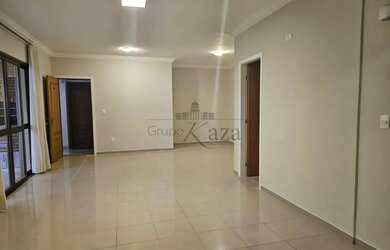 Imagem: O apartamento possui 3 Dormitórios, 5 Banheiros, 2 Vagas na