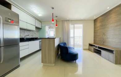 Imagem: O apartamento e possui 3 Dormitórios, Suítes, 2 Banheiros