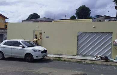 Imagem 1: Casa 3/4 na Redenção 240 Mil