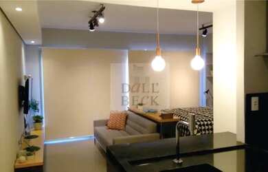 Imagem: O apartamento possui 1 Dormitório, 1 Banheiro, 1 Vaga na garagem