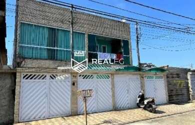 Imagem: A casa possui 3 Dormitórios, 1 Banheiro, 1 Vaga na garagem