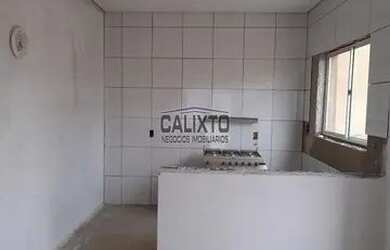 Imagem: A casa possui 2 Dormitórios, 2 Banheiros, 5 Vagas na garagem